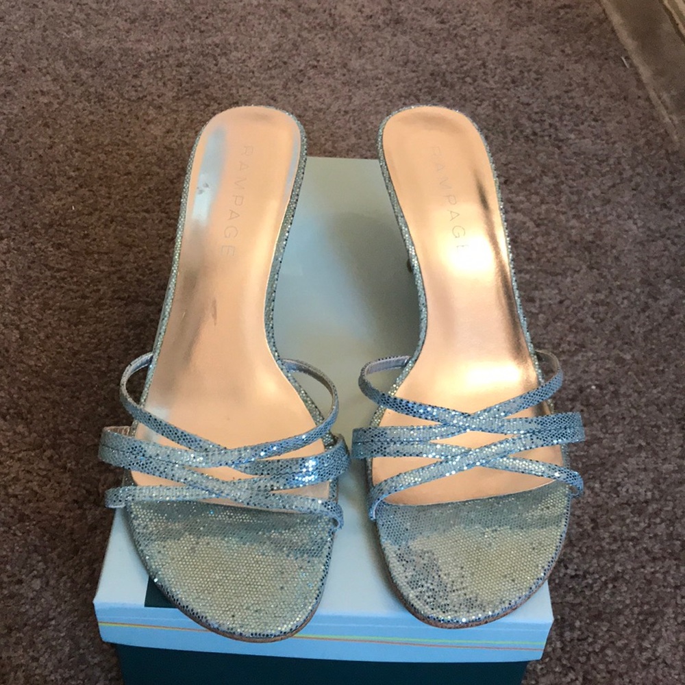 Women’s shoes